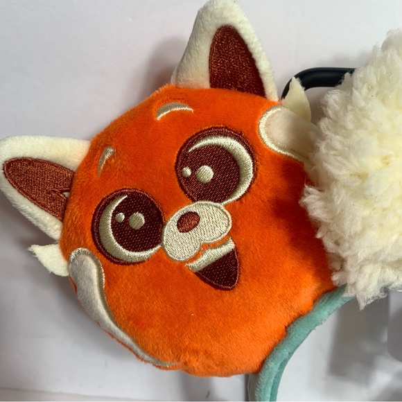 NWT. Turning Red ears. Minnie transforms the typical mouse ear headband - Picture 3 of 11